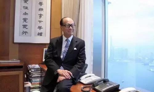 商界大佬的辦公室：看看哪個更牛逼 ，＊后一個才是真牛！